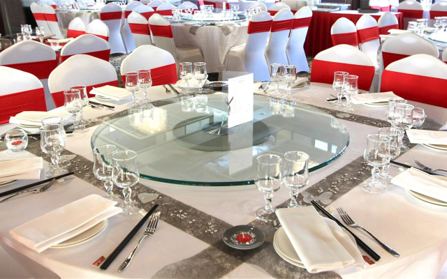 Huatian Chinagora Hotel