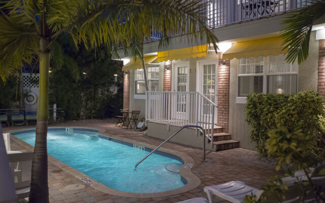 Coconut Inn