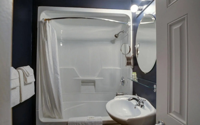 Riôtel Carleton-sur-Mer