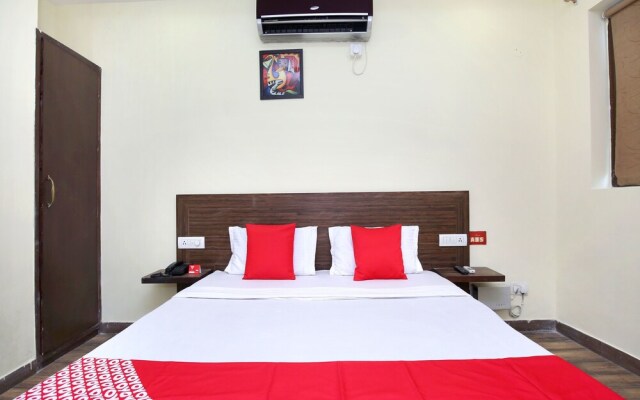 Hotel Lemon And Chilli By OYO Rooms