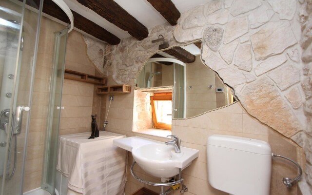 Apartment Midea