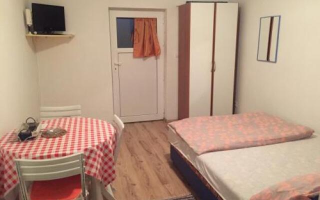 Studio Apartments MT