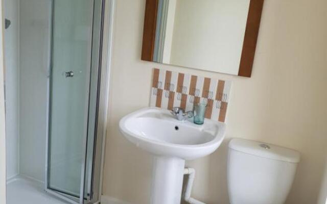 Kings Acre spacious 4 bed with Breath-taking views
