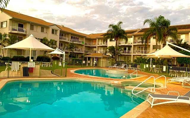 Pelican Cove