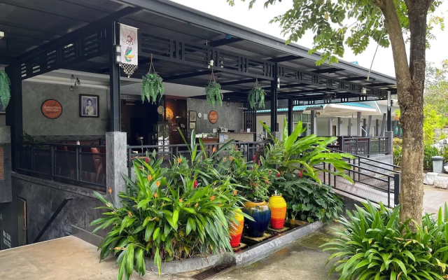 Sangkla Resort