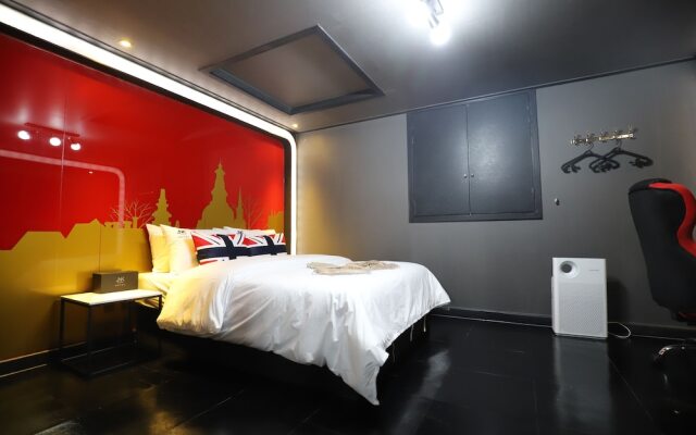 Gunsan JNK Classic Hotel - Gray