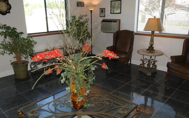 Oscoda Lakeside Hotel