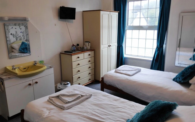 OYO Elnor Guest House