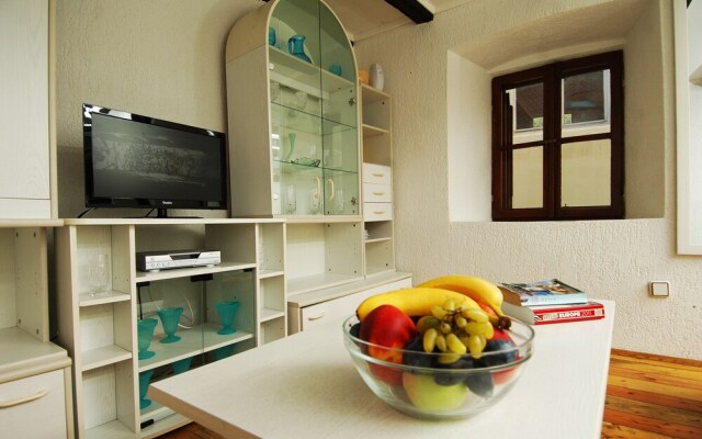 A4 Apartment for Four