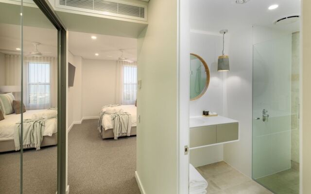 Astina Suites Forster