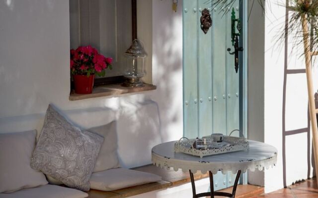 Hotel Rancho Los Lobos