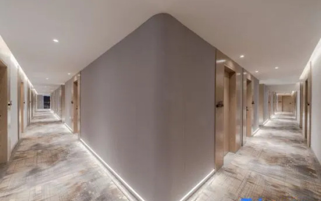 Weiting Light Residence Hotel (Jiangning Road Branch, Jing'an District)
