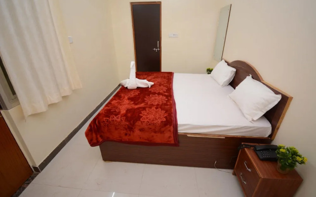 Hotel Kashi Khand
