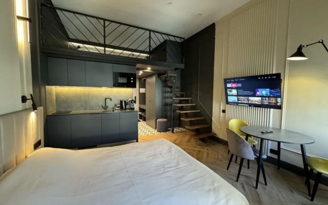 RUBINSTEINA apartment НЕВСКИЙ 45