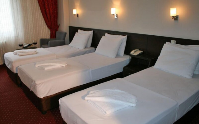 Hotel Diana