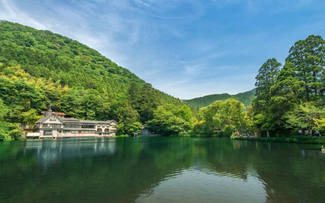 Yufuin Onsen Hinoharu Ryokan