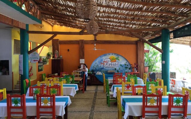 Las Brisas Hotel & Restaurant