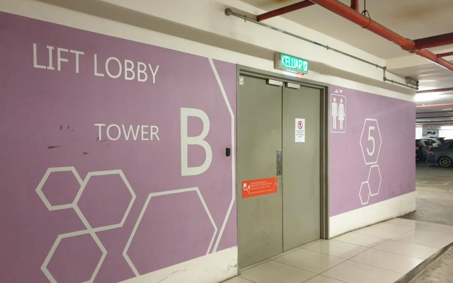 Seri Kembangan Facilities Level Free WIFI Cozy Home - 3Elements