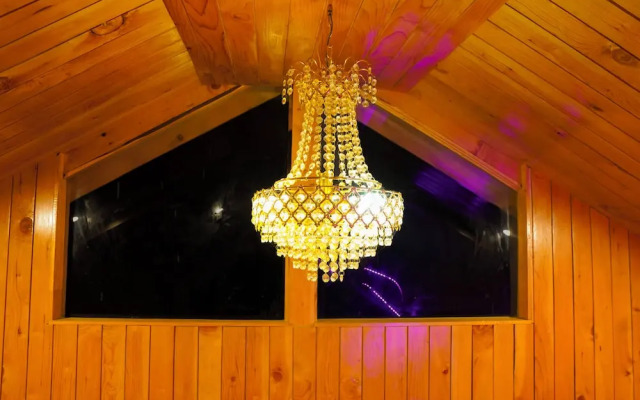 WOW Treehouse & Cottages