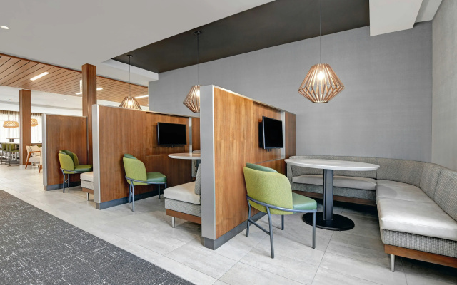 Courtyard by Marriott Manhattan Aggieville