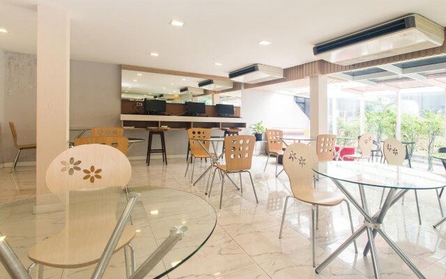 Nantra Ploenchit