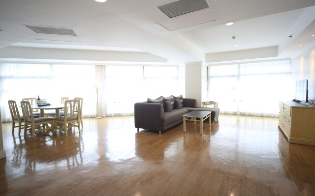 Infinity Tower Suites