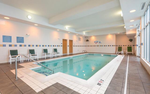 Holiday Inn Aurora North - Naperville by IHG