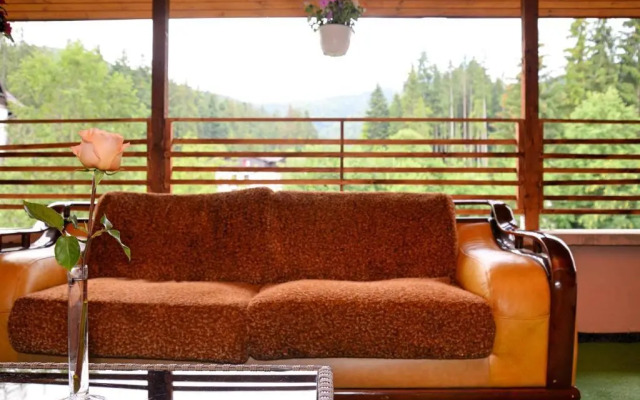 Atrium Mountain View