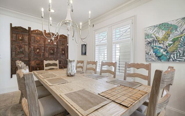 Villa Playa by Five Star Properties