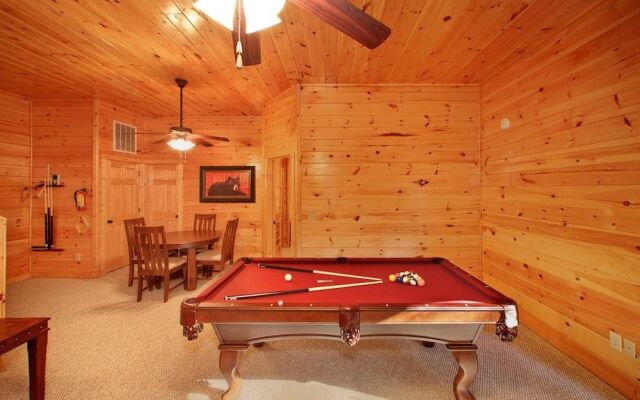 Bear Cub Lodge