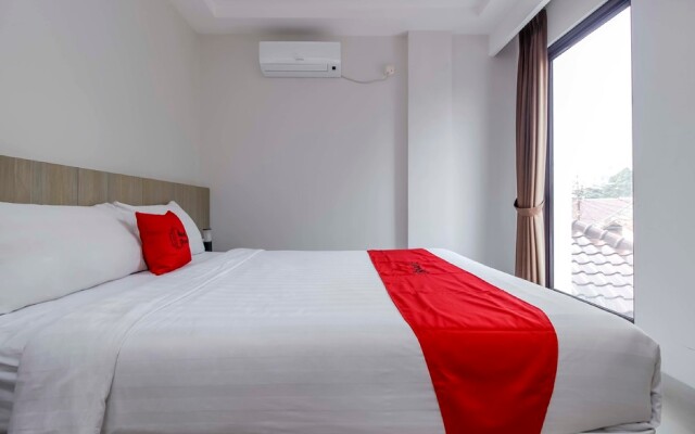 RedDoorz Plus @ TB Simatupang