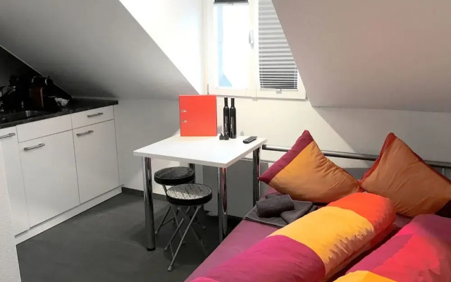 Hitrental Station Apartments