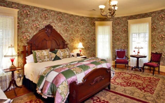 Corinthian Bed & Breakfast