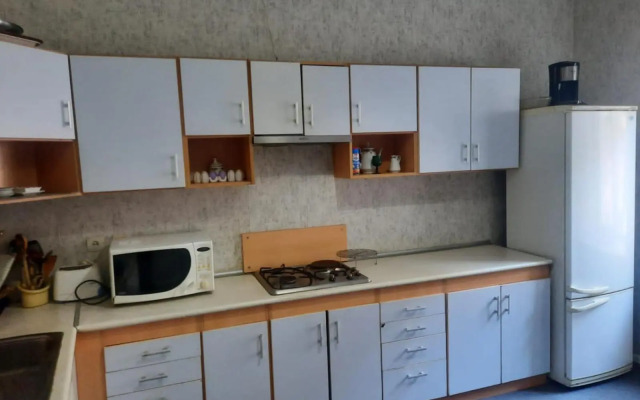 Apartament on Nizami street 6 rooms