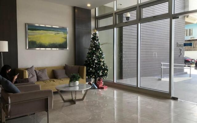 I.T Park Cebu Twin Bed Deluxe Free Fast Wifi & Pool