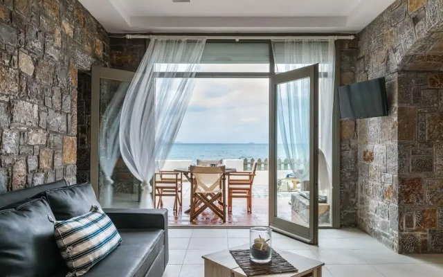 Nireas Sea View Apartment