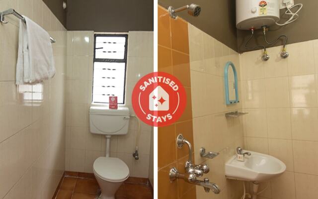 OYO 14200 Hotel Oasis