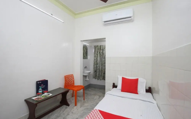 OYO 39960 Aira Park Hotel