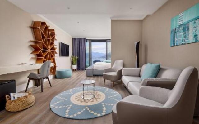 La Perla Hotel & Villas