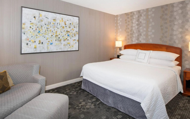 Courtyard by Marriott Newark Silicon Valley