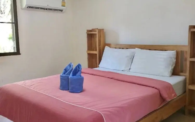 Baan Pak Rim Kuaen Resort