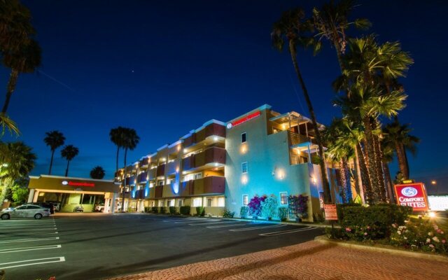 Comfort Inn & Suites Huntington Beach