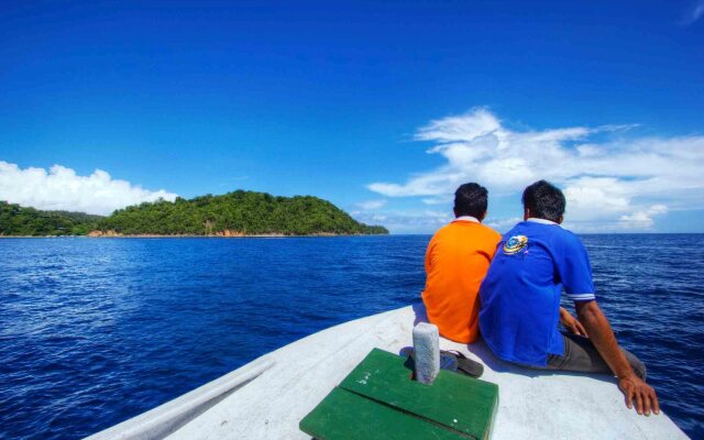 Honey Bay Resort Lembeh