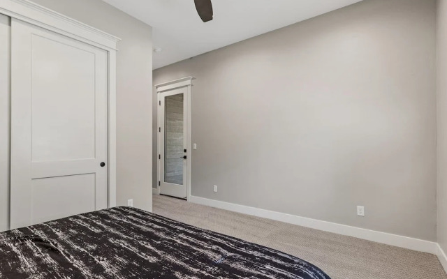 Breton 3303 Flagstaff