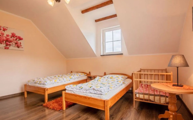 Villa von Valdi W Adys Awowo