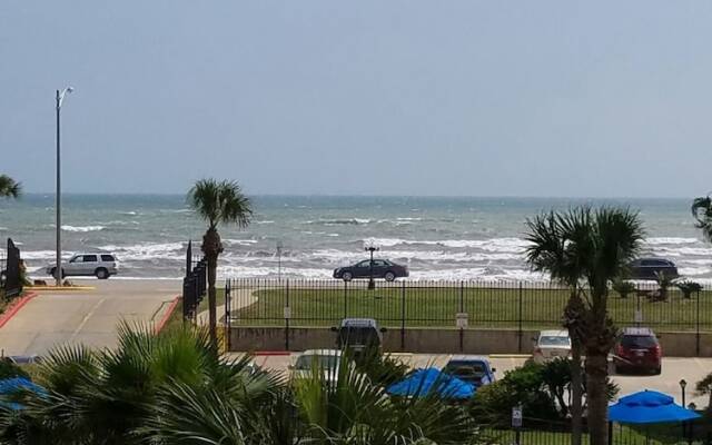 Galveston Condos 4 Rent
