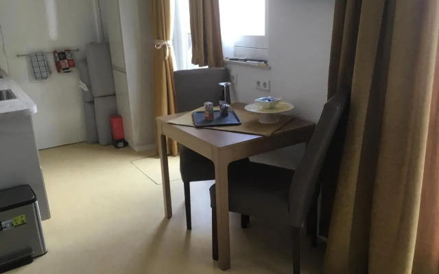 B & B Rosamie