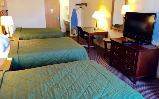 Executive Inn and Suites