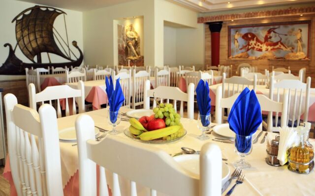 Hotel Aris