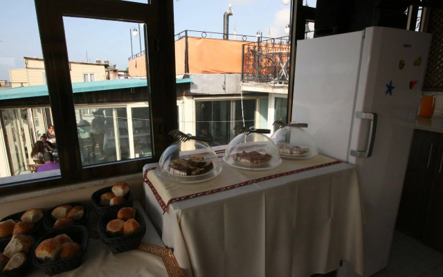 Istanbul Hanedan Hotel